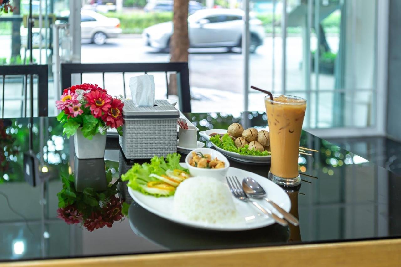 โรงแรม เบด บาย ท่าพระ กรุงเทพมหานคร