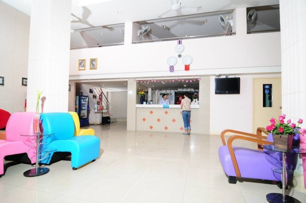 โรงแรม เบด บาย ท่าพระ 2*